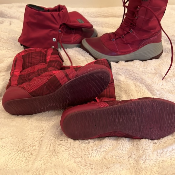 Teva boots with wearable inner liner size 6 - Picture 13 of 13